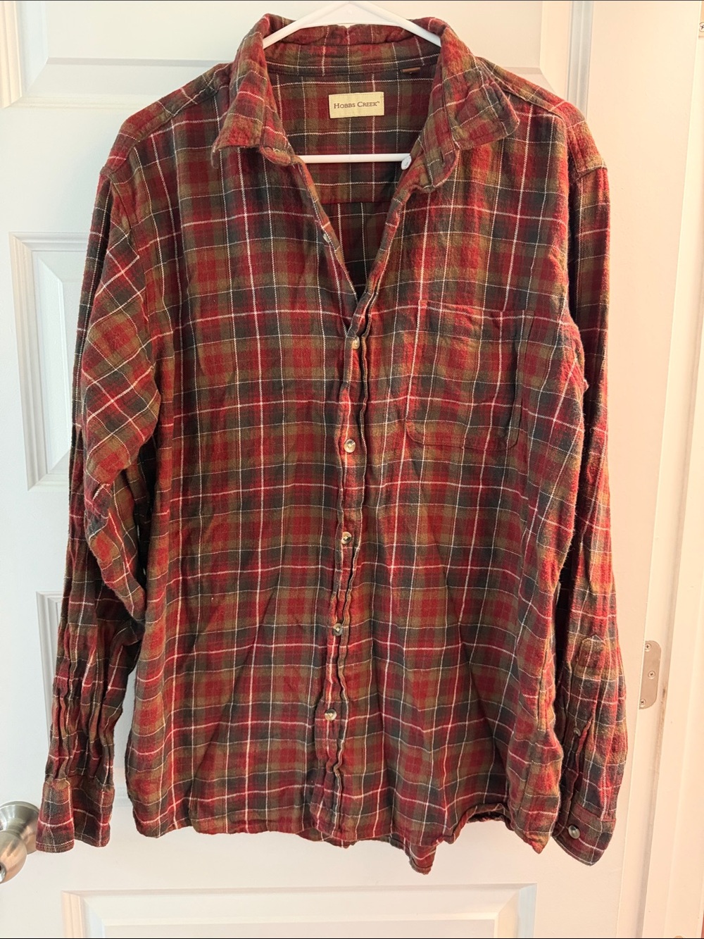 Men's Hobbs Creek Red & Green Plaid Button-Up Shirt